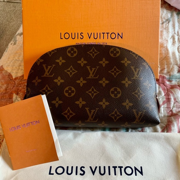 Louis Vuitton Handbags - Louis Vuitton Cosmetic Bag GM